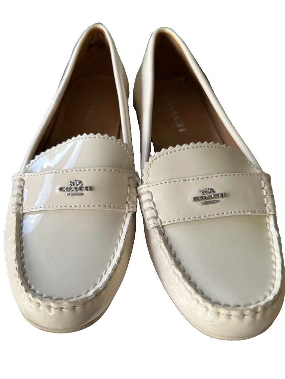 Coach Loafer Flats Shoes Women’s Size 9 Cream Patent Leather Odette Scallop - Picture 6 of 8